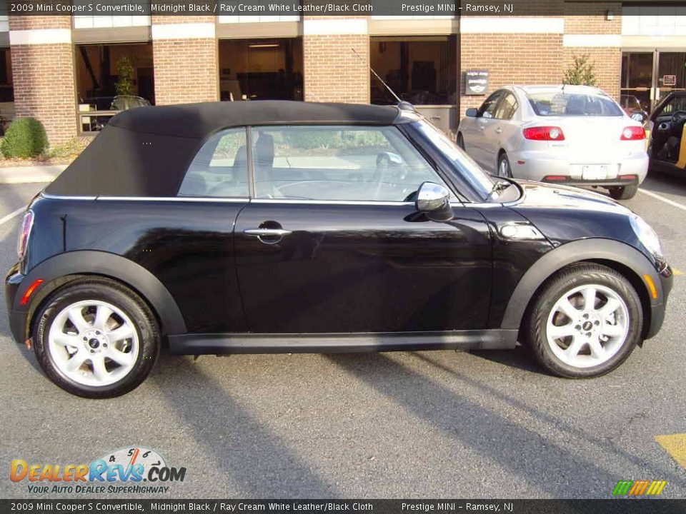 2009 Mini Cooper S Convertible Midnight Black / Ray Cream White Leather/Black Cloth Photo #25