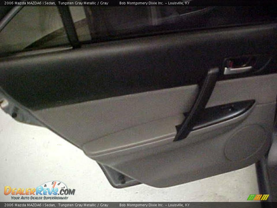 2006 Mazda MAZDA6 i Sedan Tungsten Gray Metallic / Gray Photo #15