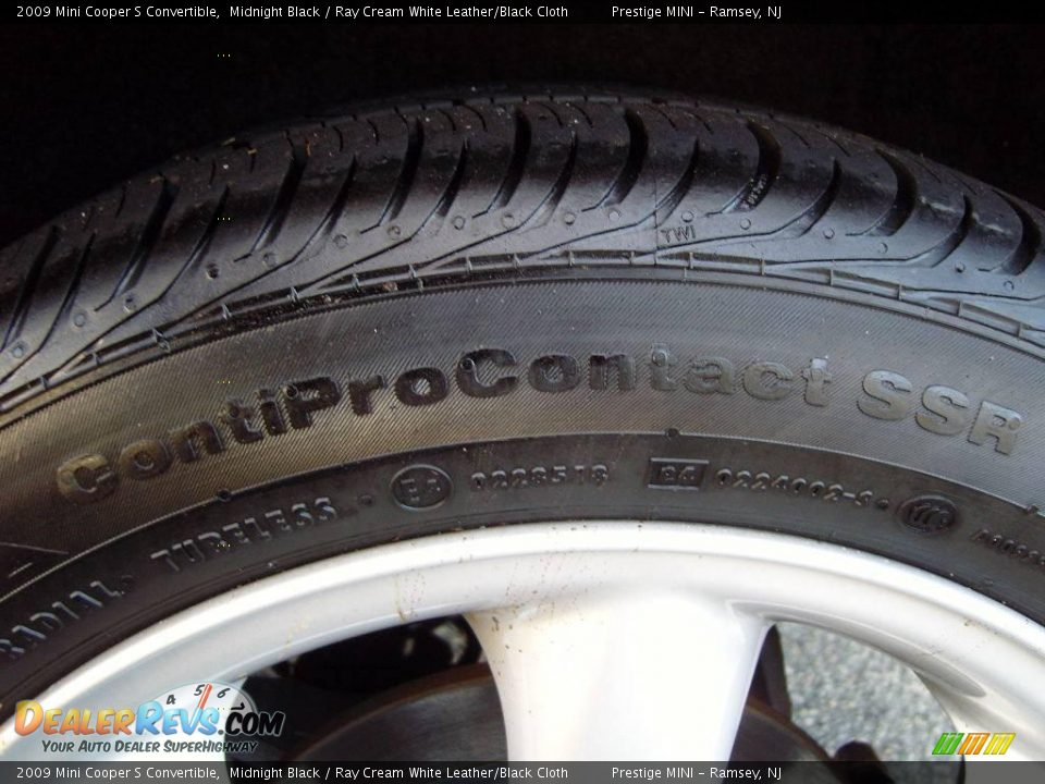 2009 Mini Cooper S Convertible Midnight Black / Ray Cream White Leather/Black Cloth Photo #36