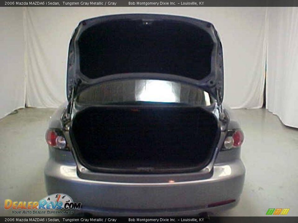 2006 Mazda MAZDA6 i Sedan Tungsten Gray Metallic / Gray Photo #22