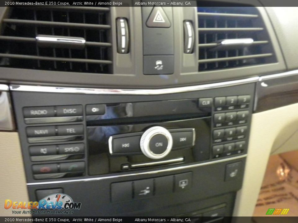 2010 Mercedes-Benz E 350 Coupe Arctic White / Almond Beige Photo #17