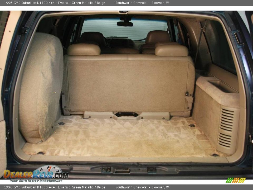1996 GMC Suburban K1500 4x4 Emerald Green Metallic / Beige Photo #4
