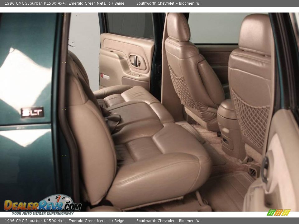 1996 GMC Suburban K1500 4x4 Emerald Green Metallic / Beige Photo #7