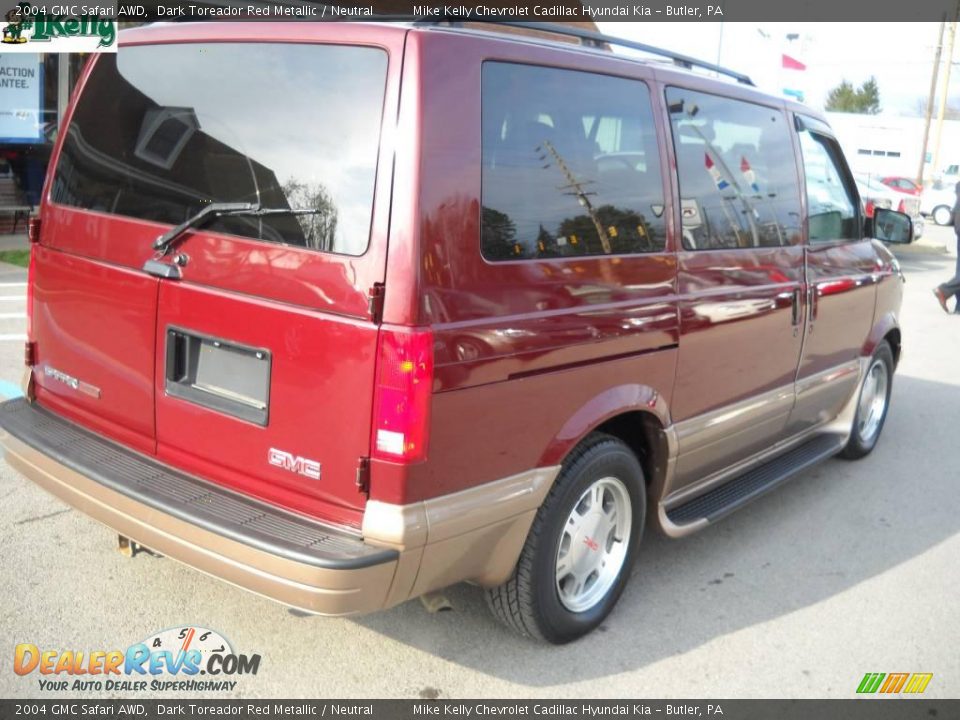 2004 GMC Safari AWD Dark Toreador Red Metallic / Neutral Photo #3