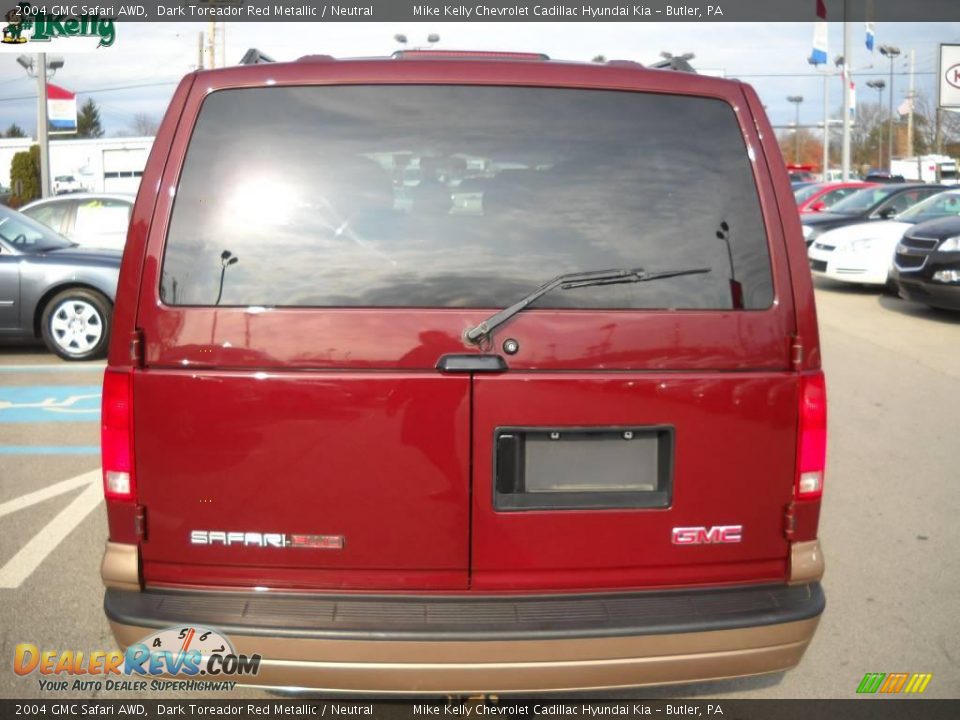 2004 GMC Safari AWD Dark Toreador Red Metallic / Neutral Photo #4