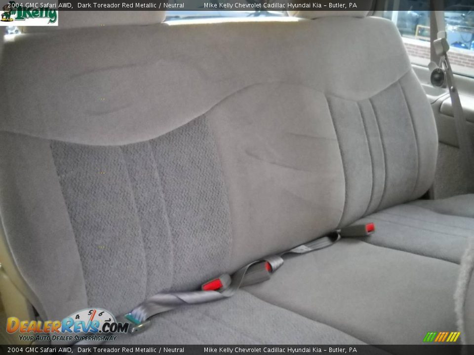 2004 GMC Safari AWD Dark Toreador Red Metallic / Neutral Photo #15
