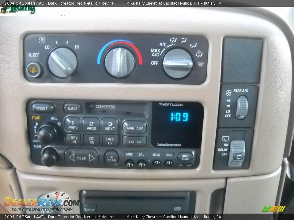 2004 GMC Safari AWD Dark Toreador Red Metallic / Neutral Photo #18