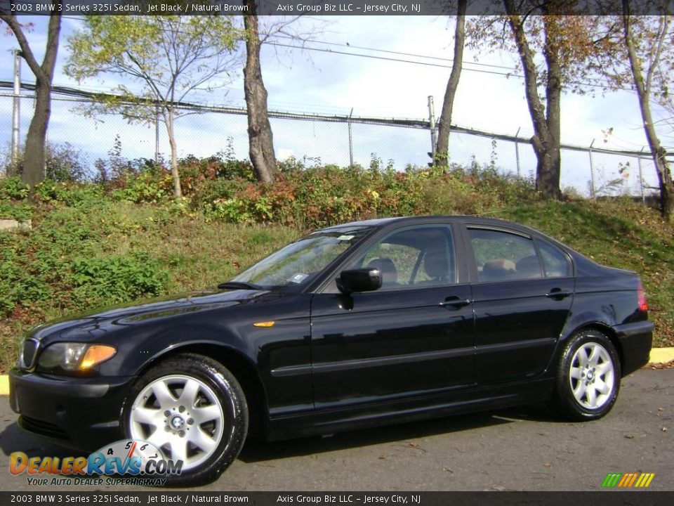 2003 BMW 3 Series 325i Sedan Jet Black / Natural Brown Photo #1