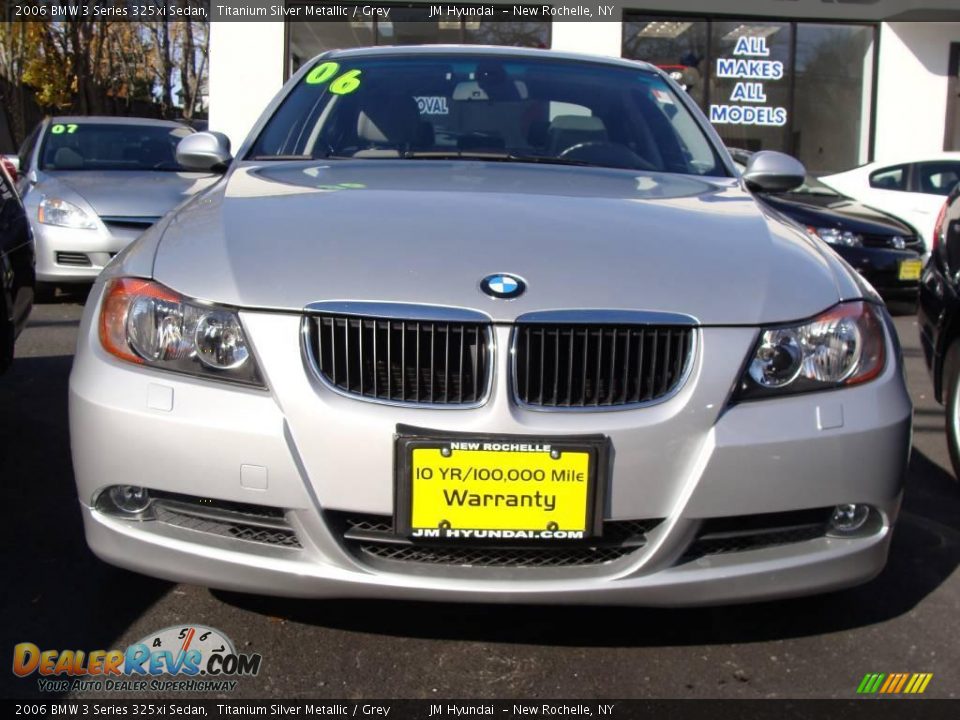 2006 BMW 3 Series 325xi Sedan Titanium Silver Metallic / Grey Photo #2