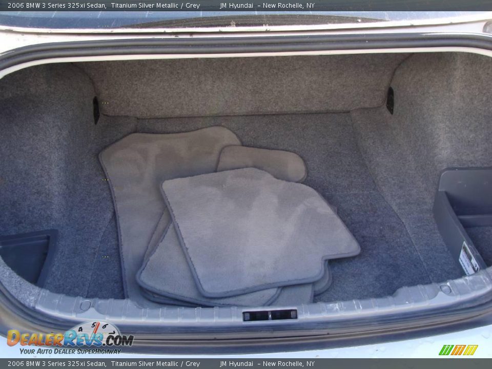 2006 BMW 3 Series 325xi Sedan Titanium Silver Metallic / Grey Photo #24