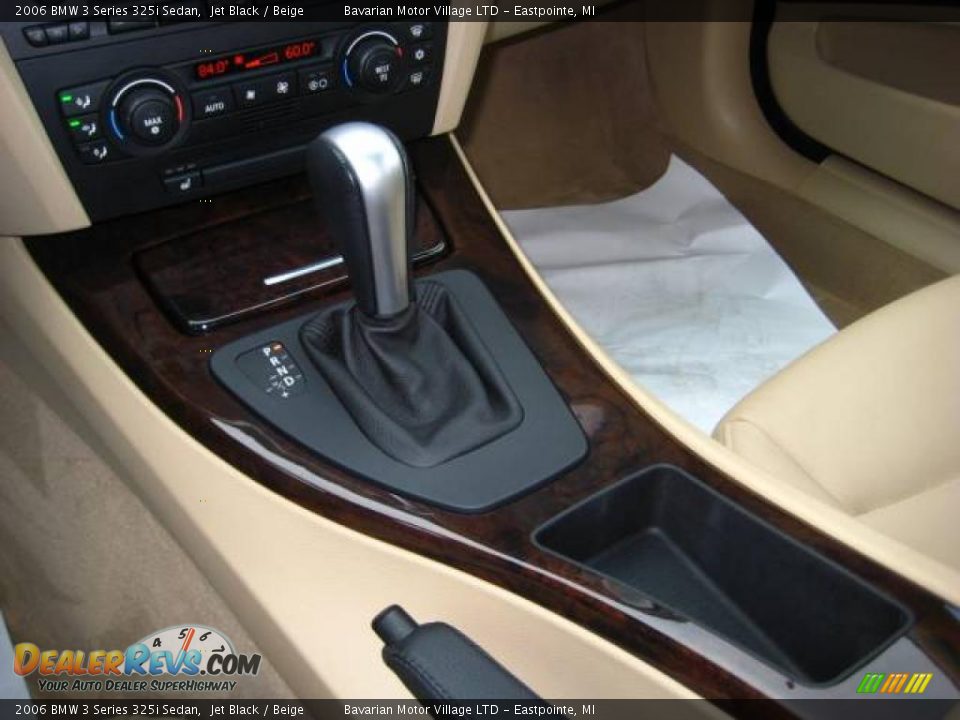 2006 BMW 3 Series 325i Sedan Jet Black / Beige Photo #19