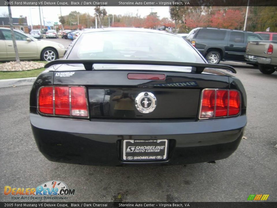 2005 Ford Mustang V6 Deluxe Coupe Black / Dark Charcoal Photo #5