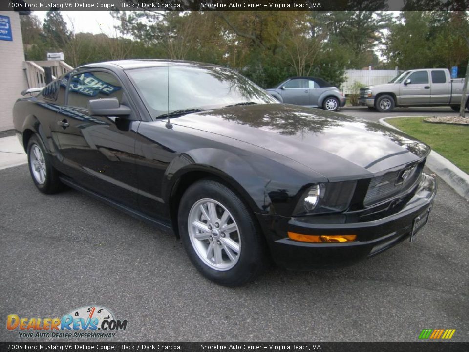 2005 Ford Mustang V6 Deluxe Coupe Black / Dark Charcoal Photo #8