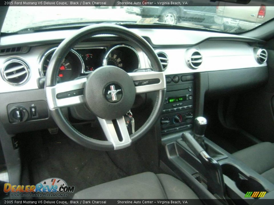 2005 Ford Mustang V6 Deluxe Coupe Black / Dark Charcoal Photo #15