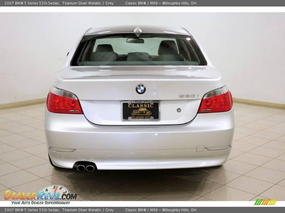 2007 BMW 5 Series 530i Sedan Titanium Silver Metallic / Grey Photo #6