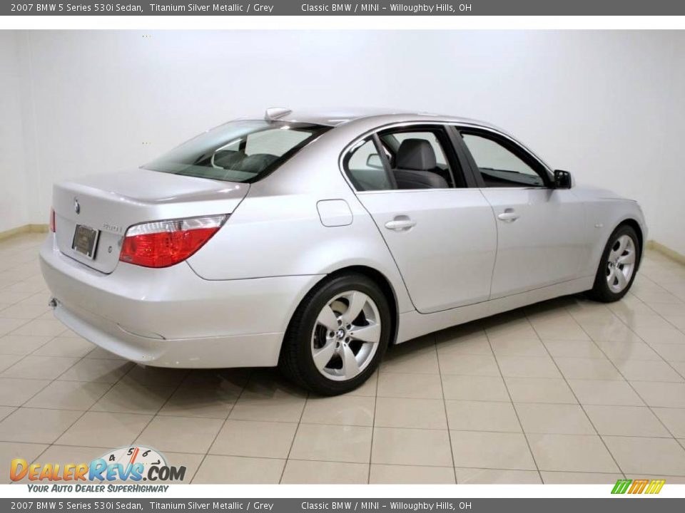 2007 BMW 5 Series 530i Sedan Titanium Silver Metallic / Grey Photo #7
