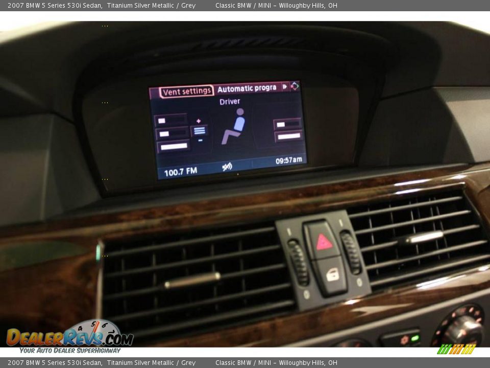 2007 BMW 5 Series 530i Sedan Titanium Silver Metallic / Grey Photo #18
