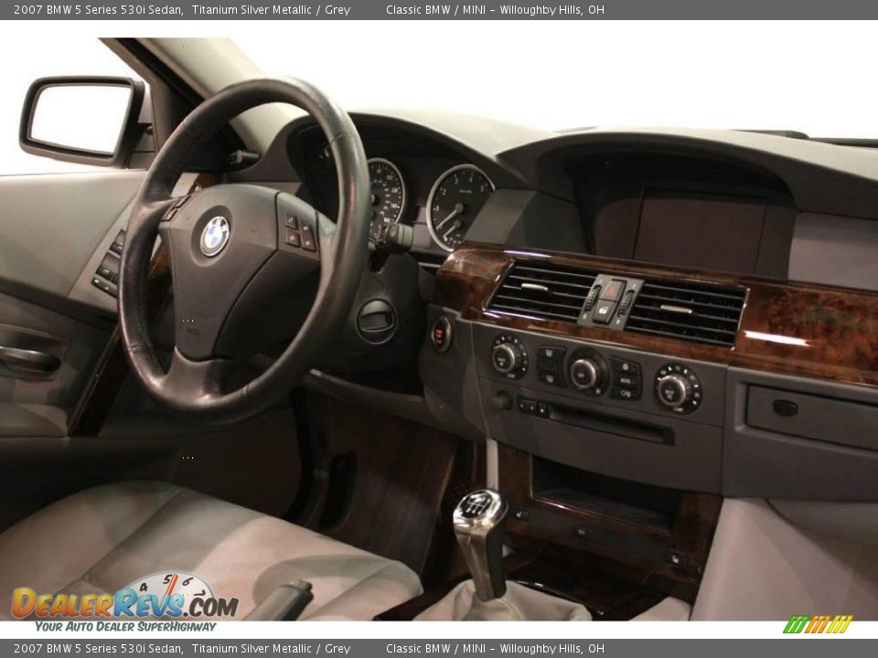 2007 BMW 5 Series 530i Sedan Titanium Silver Metallic / Grey Photo #21