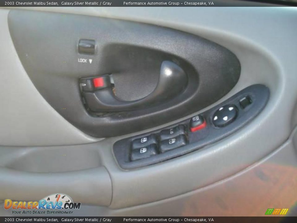 2003 Chevrolet Malibu Sedan Galaxy Silver Metallic / Gray Photo #14