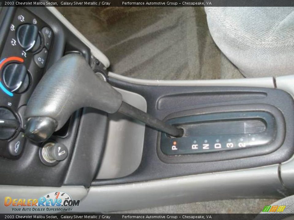 2003 Chevrolet Malibu Sedan Galaxy Silver Metallic / Gray Photo #16