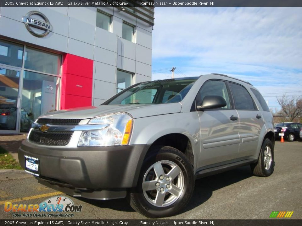 2005 Chevrolet Equinox LS AWD Galaxy Silver Metallic / Light Gray Photo #1