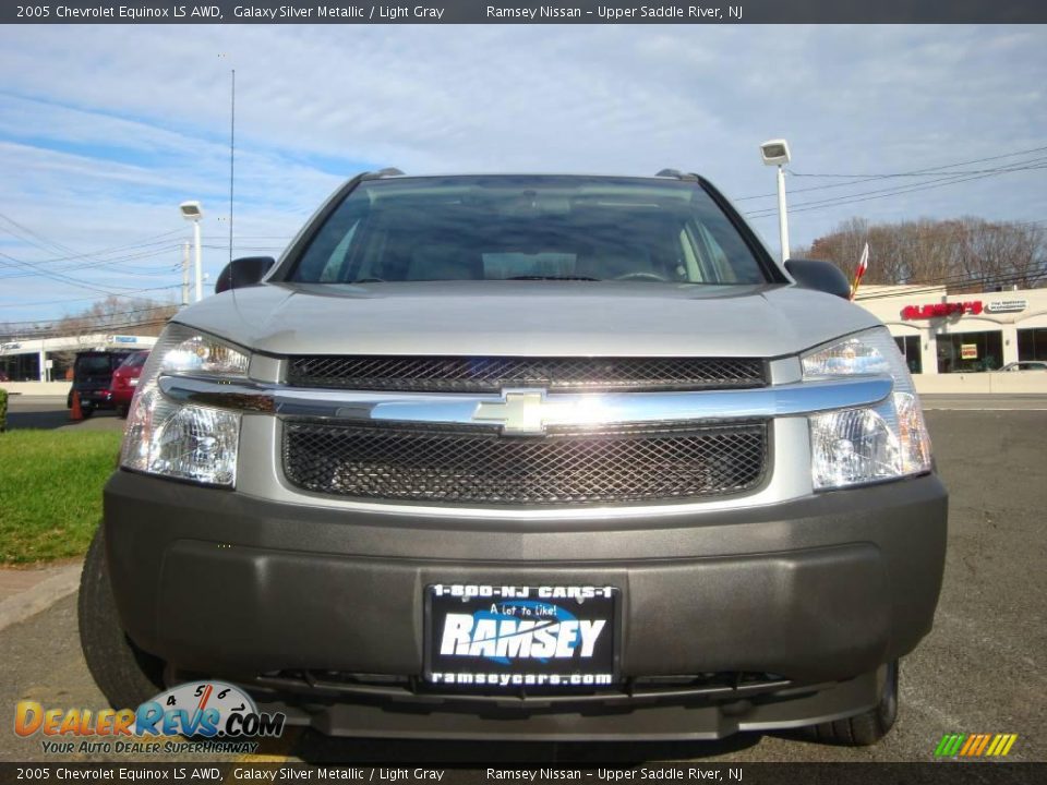 2005 Chevrolet Equinox LS AWD Galaxy Silver Metallic / Light Gray Photo #2
