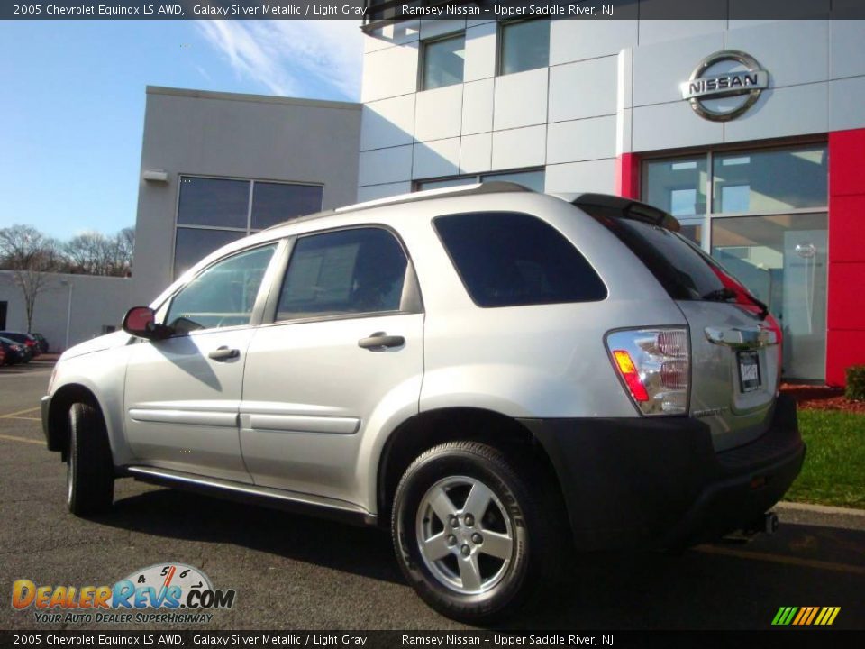 2005 Chevrolet Equinox LS AWD Galaxy Silver Metallic / Light Gray Photo #7
