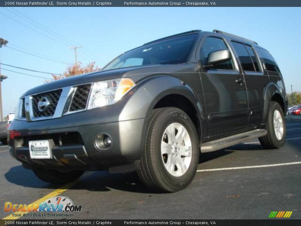 2006 Nissan Pathfinder LE Storm Grey Metallic / Graphite Photo #1