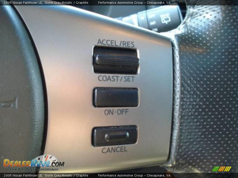 2006 Nissan Pathfinder LE Storm Grey Metallic / Graphite Photo #29