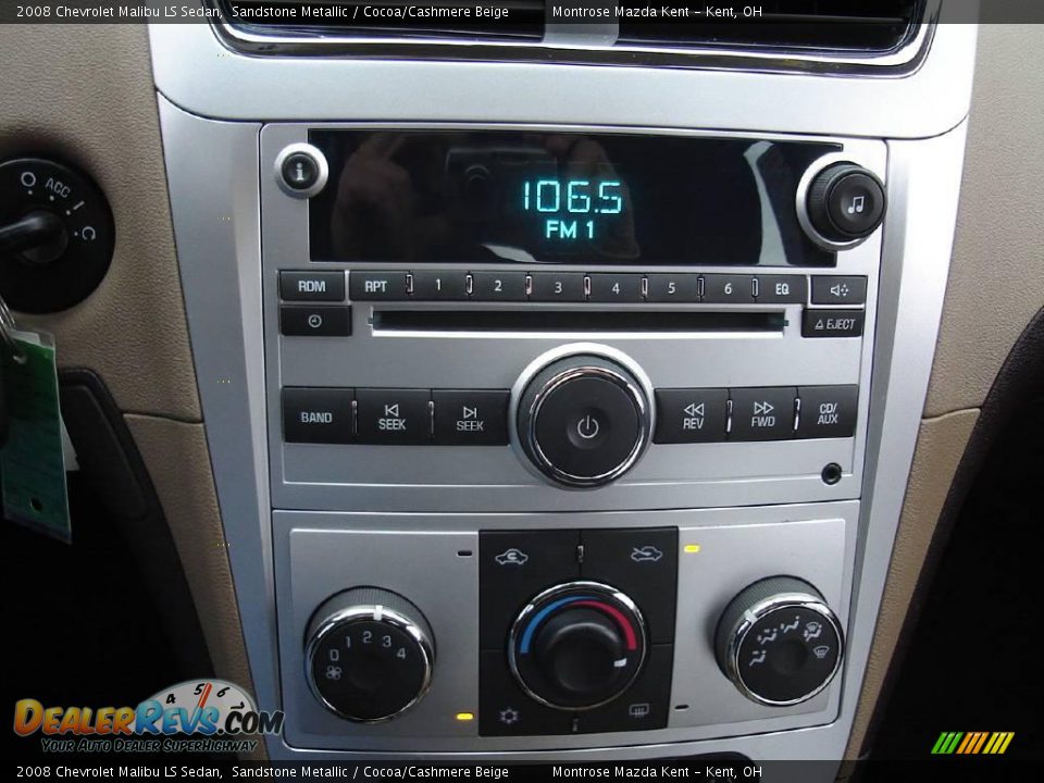 2008 Chevrolet Malibu LS Sedan Sandstone Metallic / Cocoa/Cashmere Beige Photo #27