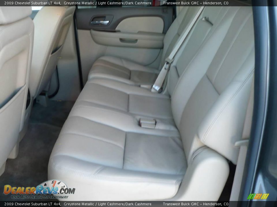 2009 Chevrolet Suburban LT 4x4 Greystone Metallic / Light Cashmere/Dark Cashmere Photo #10