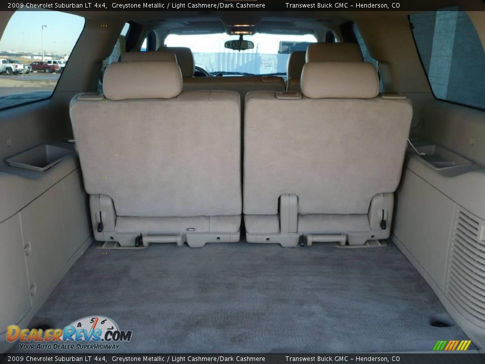 2009 Chevrolet Suburban LT 4x4 Greystone Metallic / Light Cashmere/Dark Cashmere Photo #11