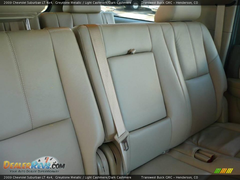 2009 Chevrolet Suburban LT 4x4 Greystone Metallic / Light Cashmere/Dark Cashmere Photo #16