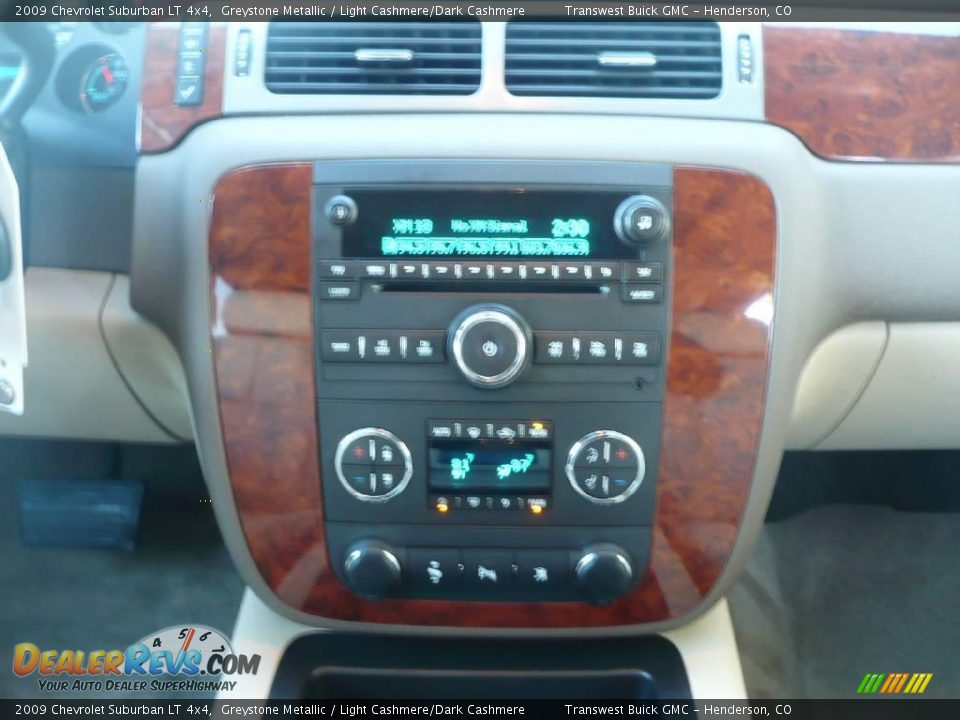 2009 Chevrolet Suburban LT 4x4 Greystone Metallic / Light Cashmere/Dark Cashmere Photo #19