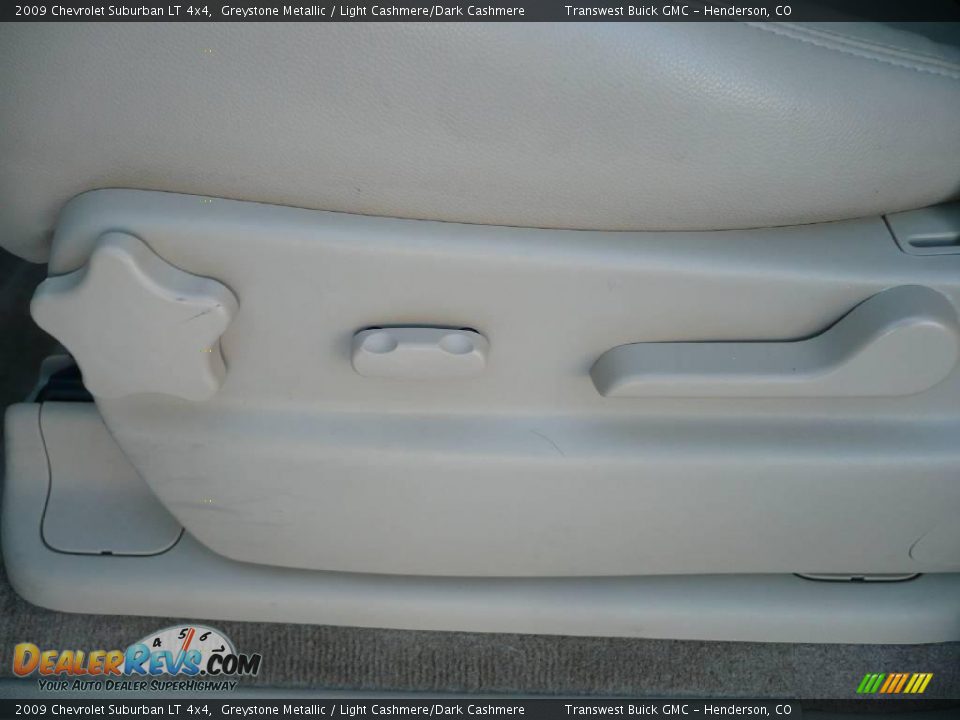 2009 Chevrolet Suburban LT 4x4 Greystone Metallic / Light Cashmere/Dark Cashmere Photo #23