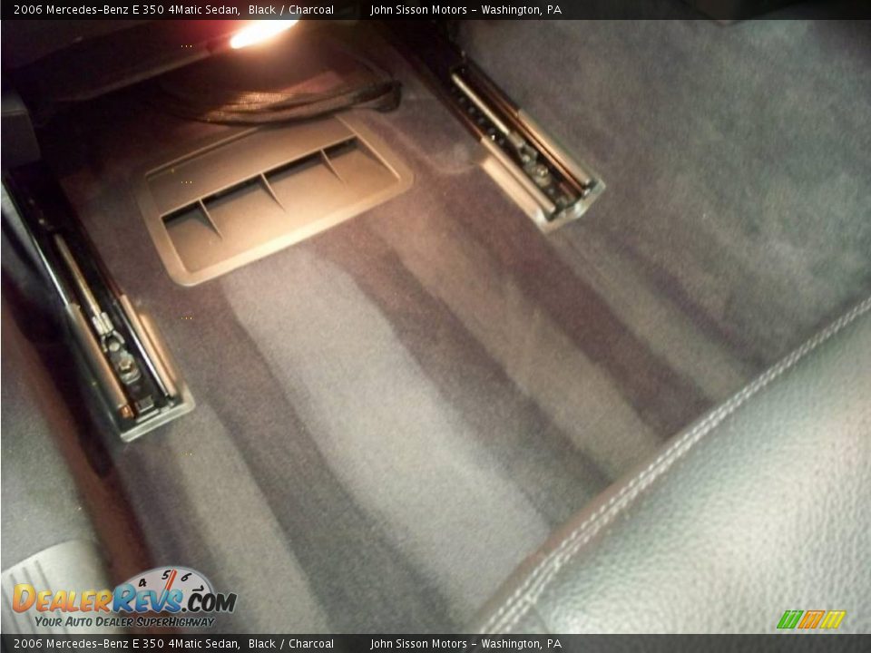 2006 Mercedes-Benz E 350 4Matic Sedan Black / Charcoal Photo #23