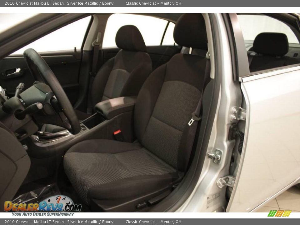 2010 Chevrolet Malibu LT Sedan Silver Ice Metallic / Ebony Photo #9