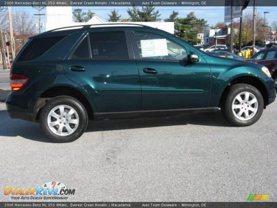 2006 Mercedes-Benz ML 350 4Matic Everest Green Metallic / Macadamia Photo #4