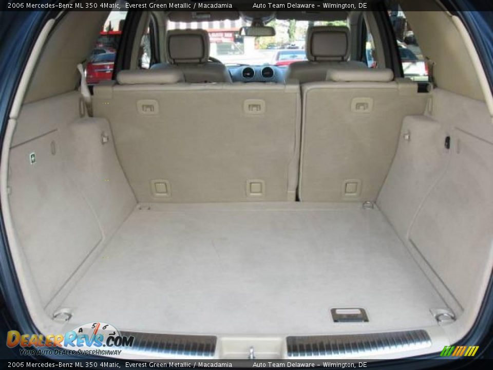 2006 Mercedes-Benz ML 350 4Matic Everest Green Metallic / Macadamia Photo #31