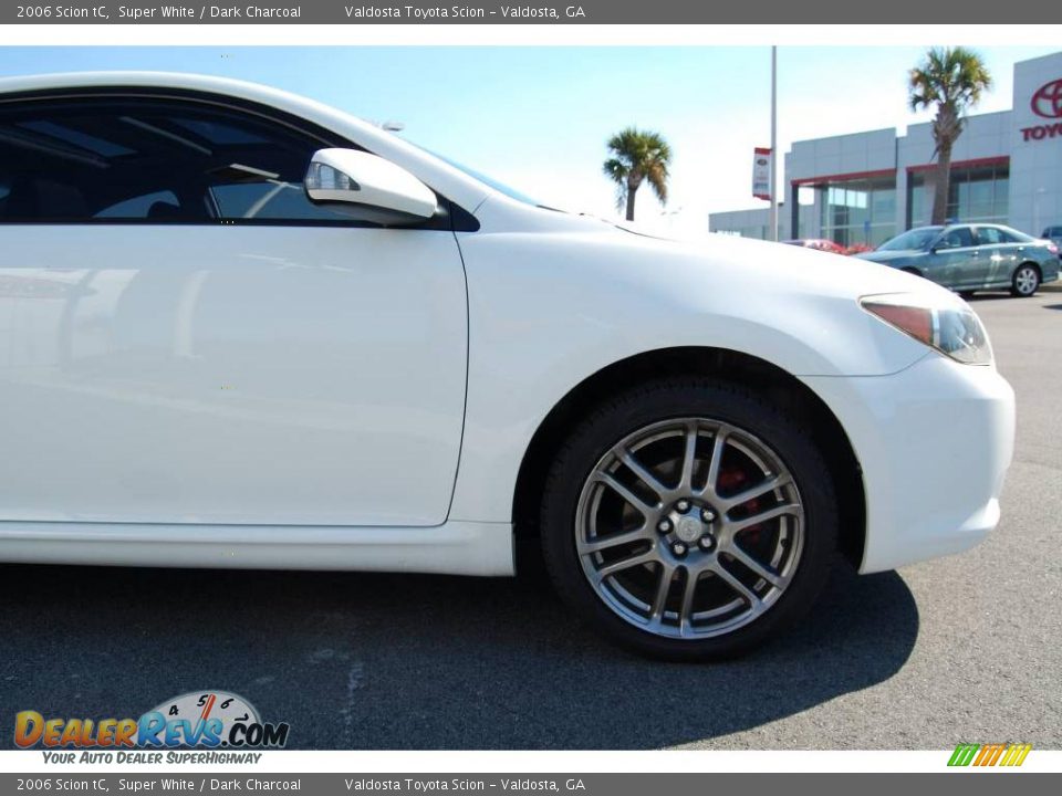 2006 Scion tC Super White / Dark Charcoal Photo #7