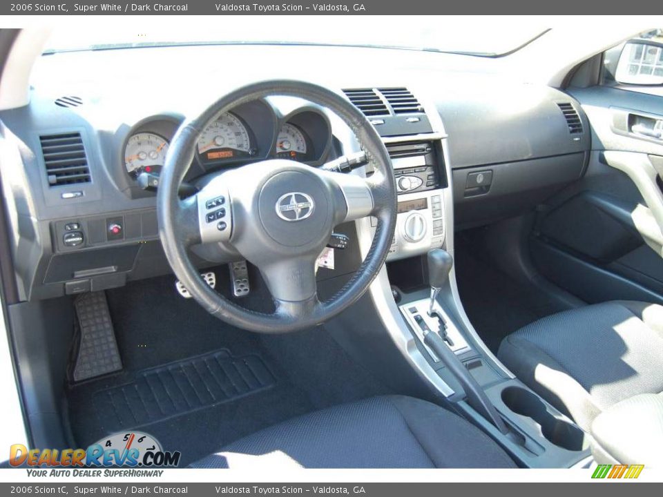 2006 Scion tC Super White / Dark Charcoal Photo #12