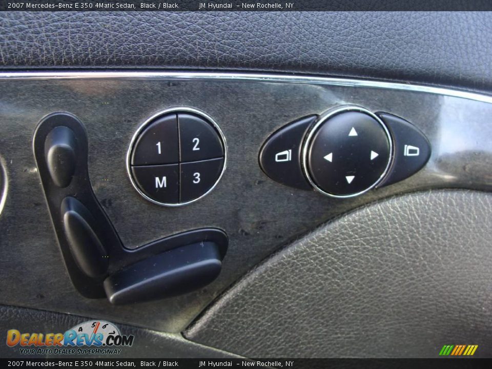 2007 Mercedes-Benz E 350 4Matic Sedan Black / Black Photo #11
