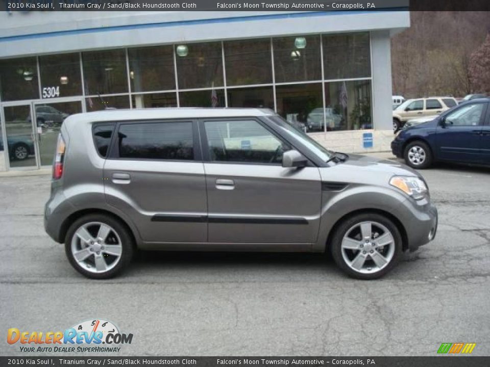 2010 Kia Soul ! Titanium Gray / Sand/Black Houndstooth Cloth Photo #2