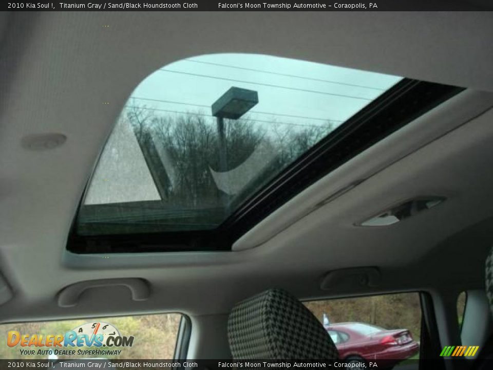 2010 Kia Soul ! Titanium Gray / Sand/Black Houndstooth Cloth Photo #12