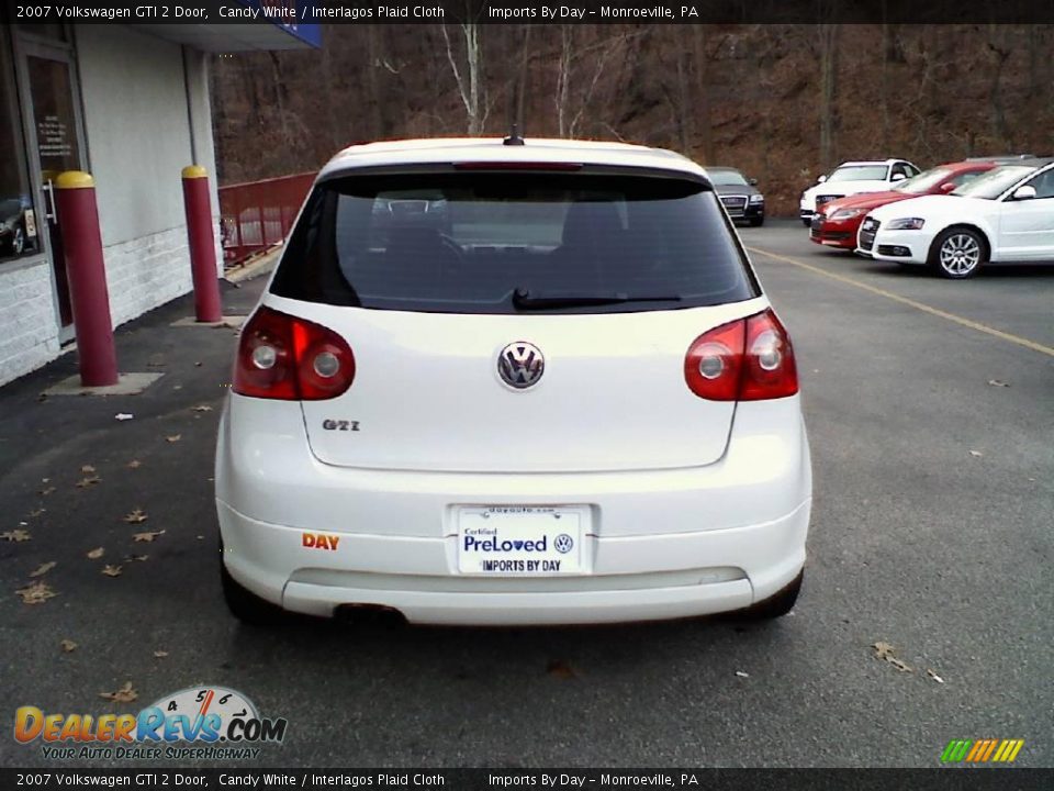 2007 Volkswagen GTI 2 Door Candy White / Interlagos Plaid Cloth Photo #6