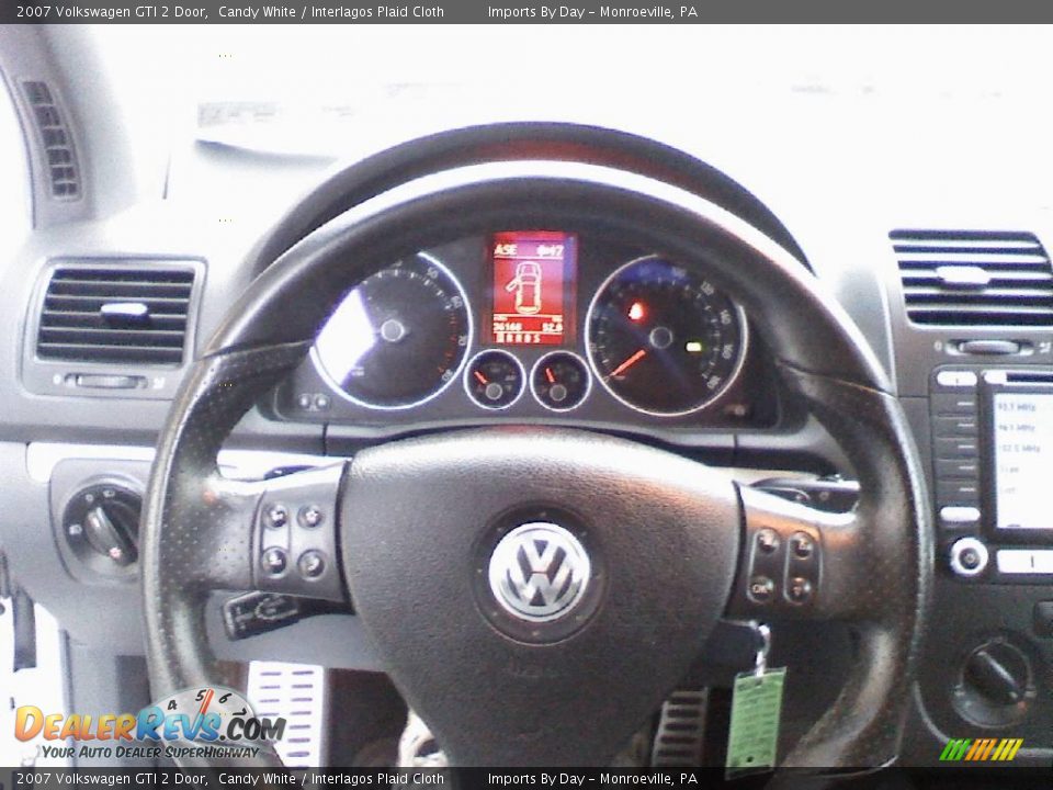 2007 Volkswagen GTI 2 Door Candy White / Interlagos Plaid Cloth Photo #18