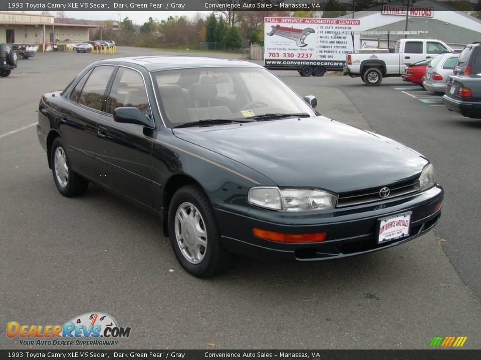 1993 Toyota Camry XLE V6 Sedan Dark Green Pearl / Gray Photo #5