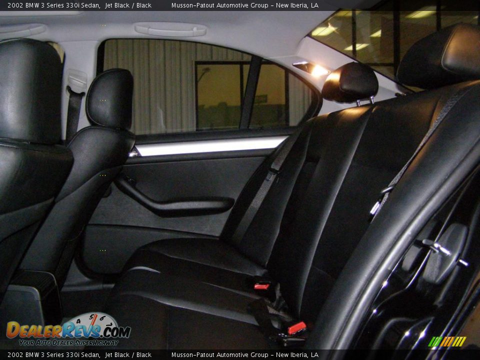2002 BMW 3 Series 330i Sedan Jet Black / Black Photo #10