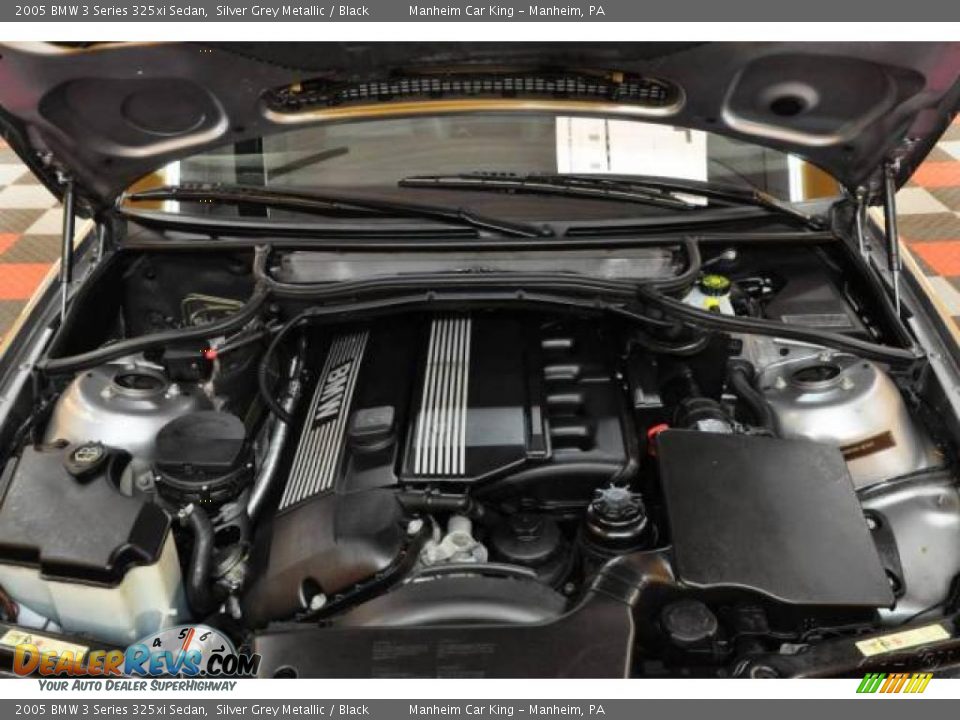 2005 BMW 3 Series 325xi Sedan Silver Grey Metallic / Black Photo #19