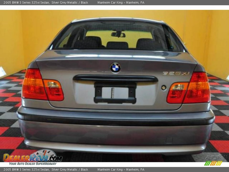 2005 BMW 3 Series 325xi Sedan Silver Grey Metallic / Black Photo #24